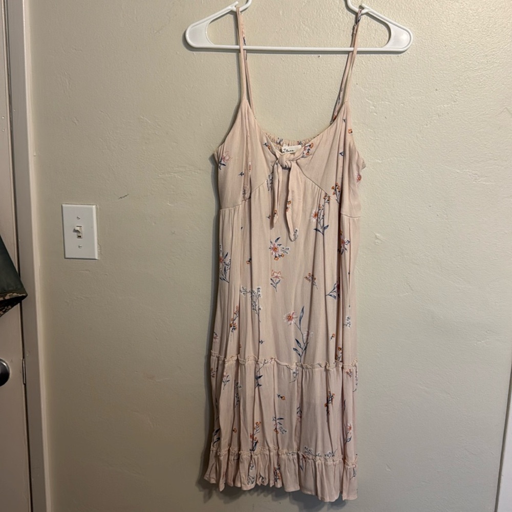 BNWOT Pastel Dress size M